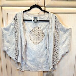 💥Vince Camuto Khacki Crochet Lace Kimono